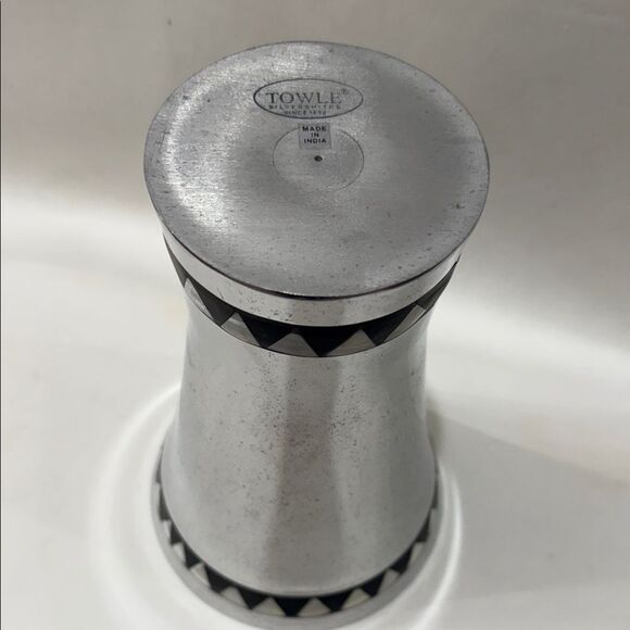 Towle Silver Smiths Vase Midnight Pearl Trumpet Made In India 9 X 6 Inches - Picture 7 of 15